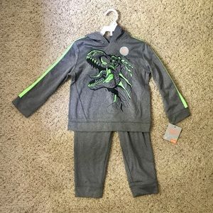 Toddler boy 4T active top and pants set